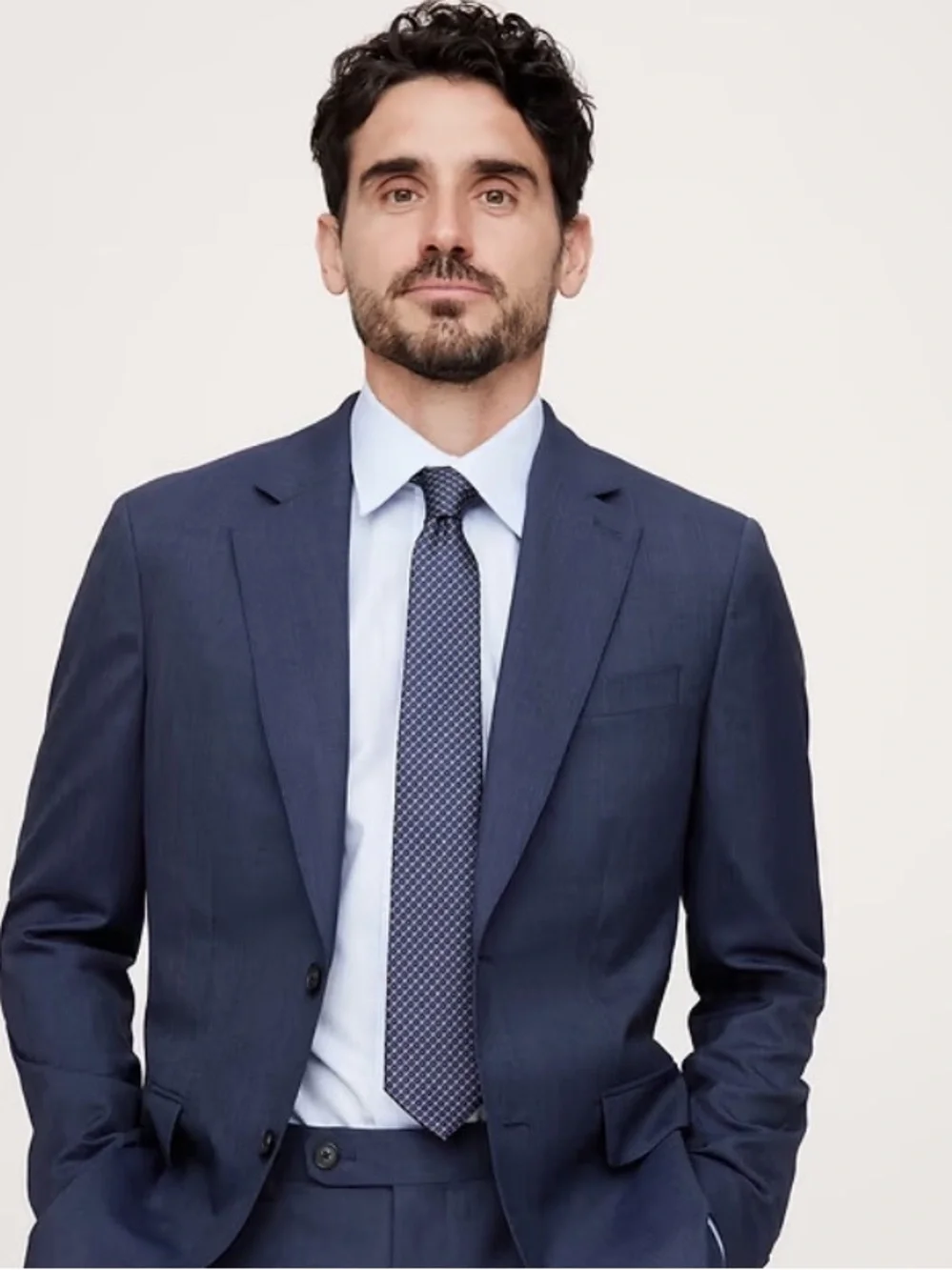 Banana republic FULL Men's Blue Two-Piece Suit Jacket & Trousers. Worn twice.